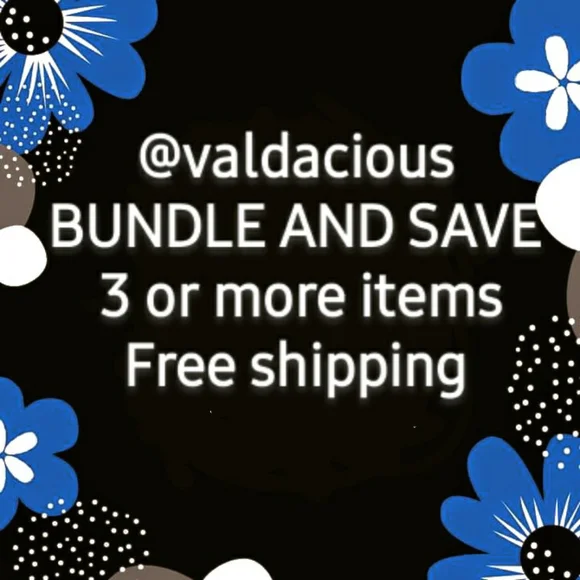 Traci Lynn Blue Clear Necklace Set - Picture 3 of 5